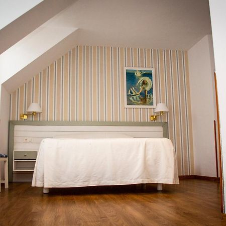 Isabel - Suarez Inclan 38 Hotel Cudillero Bagian luar foto